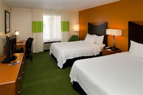Fairfield inn st louis fenton - Holiday Inn St. Louis SW Route 66 an IHG Hotel. 10709 Watson Rd St. Louis, MO. Guests staying at Holiday Inn St. Louis SW Route 66 an IHG Hotel will find themselves just 1.7 miles from World Wide Technology Soccer Park in Fenton. Guestrooms at this 3.0-star hotel start at $102.99, but you can often find flash deals and other discounts by ...